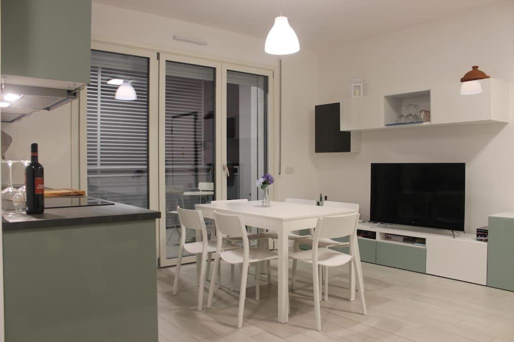 Luxury 3 Bedroom Apartment 100 Mq Next To Rho Fiera And San Siro Милан Экстерьер фото