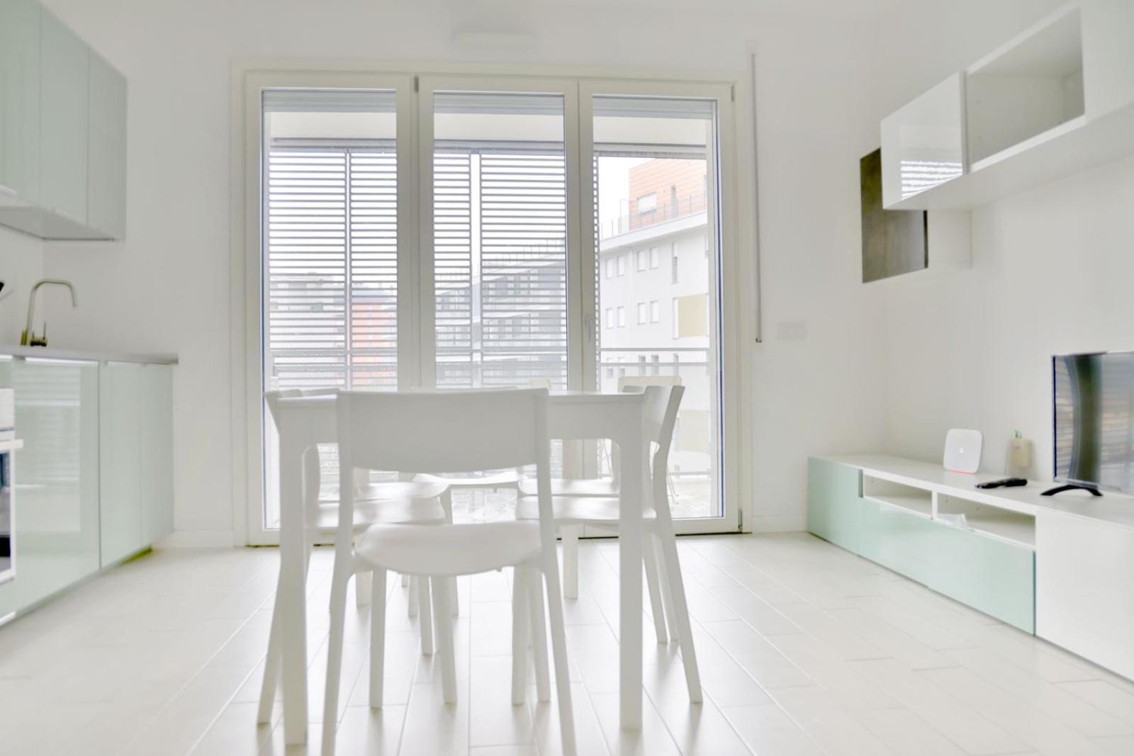 Luxury 3 Bedroom Apartment 100 Mq Next To Rho Fiera And San Siro Милан Экстерьер фото